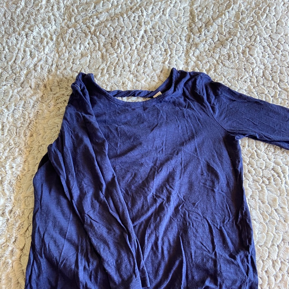 Old navy twist back quarter sleeve